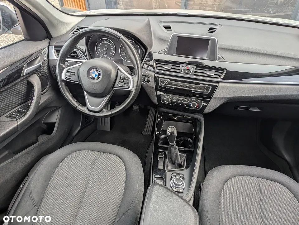 BMW X1 sDrive18d - 18