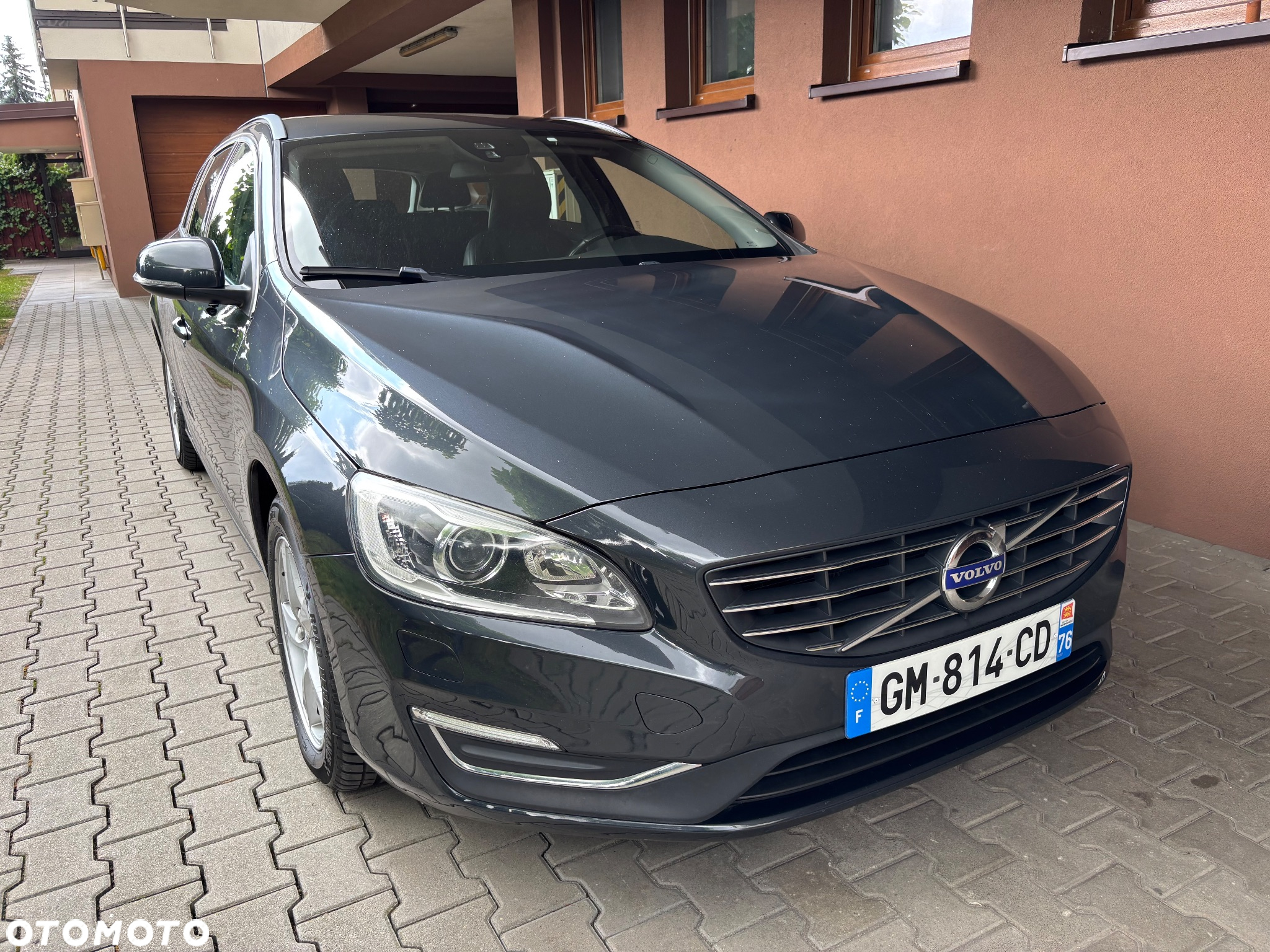 Volvo V60 T5 Drive-E Dynamic Edition (Momentum) - 9