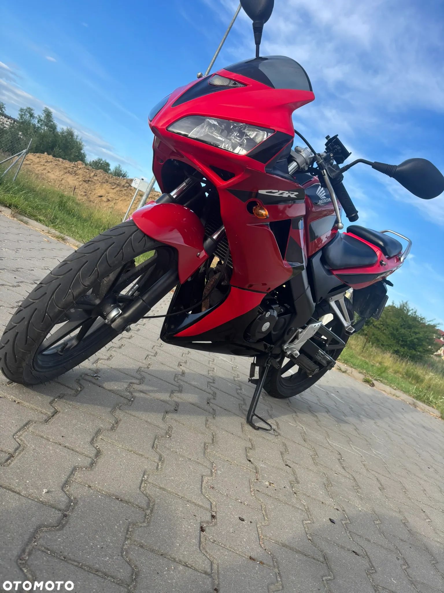 Honda CBR - 1