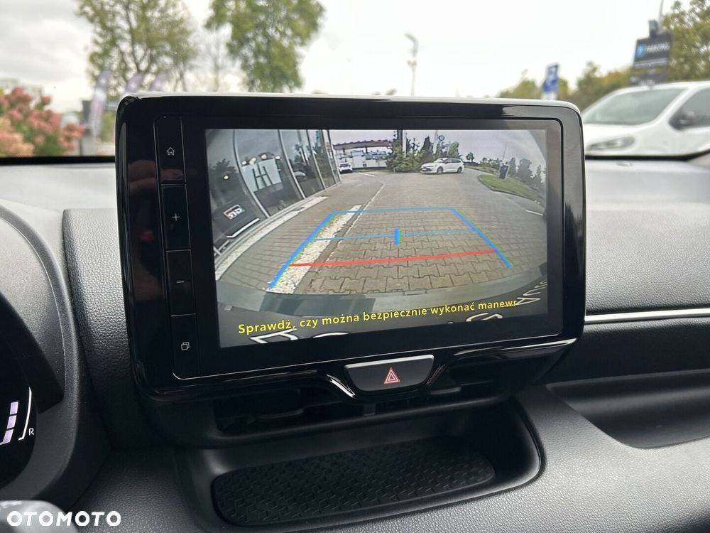Toyota Yaris Hybrid 1.5 Style - 18