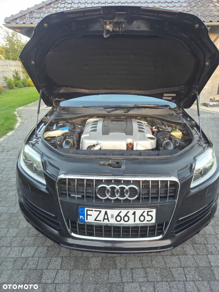 Audi Q7 - 11