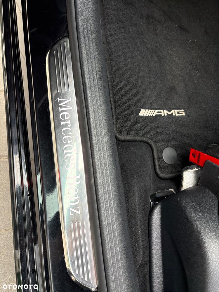 Mercedes-Benz Klasa C 300 7G-TRONIC - 22