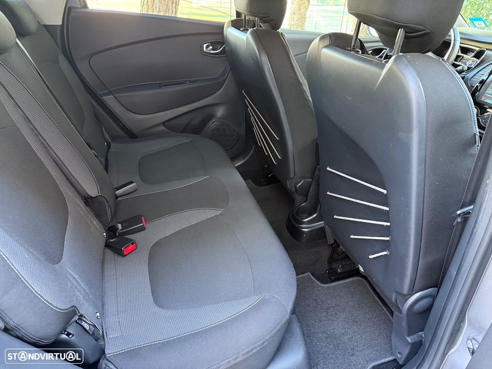 Renault Captur 1.5 dCi Exclusive - 15