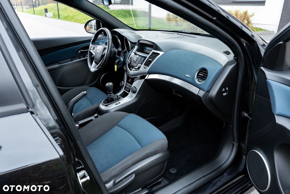 Chevrolet Cruze 1.8 LT - 21
