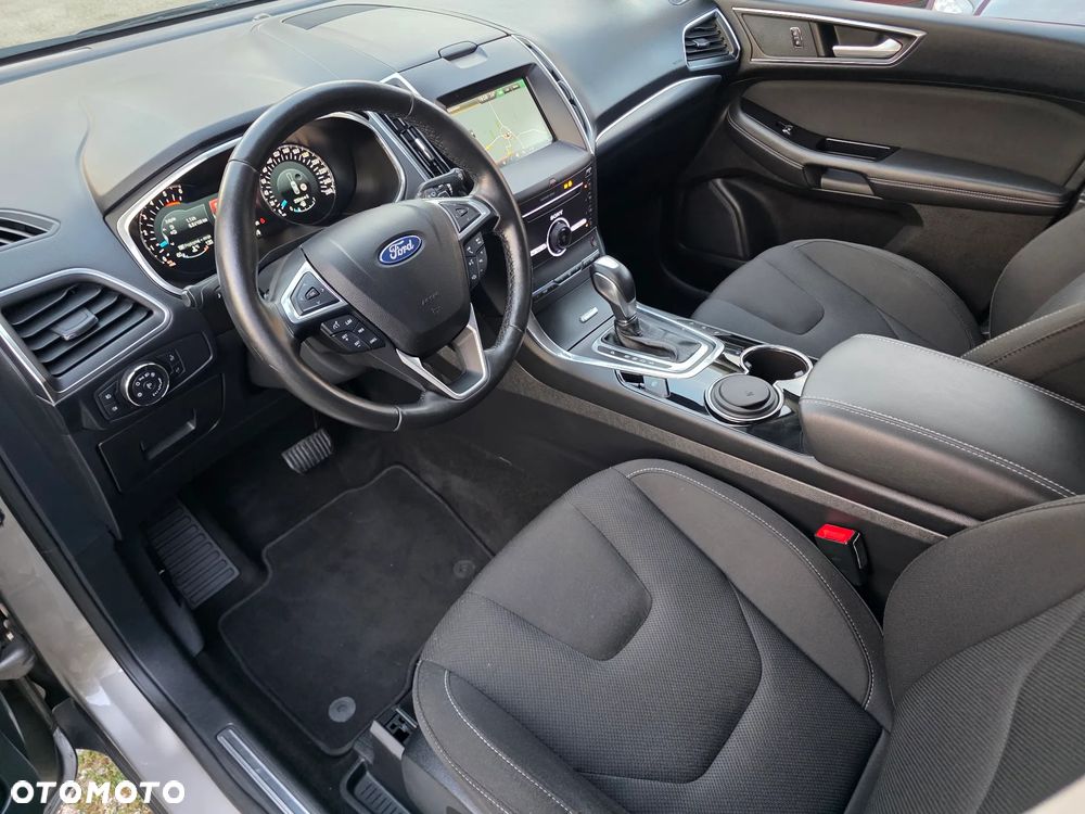 Ford S-Max 2.0 TDCi Titanium PowerShift - 11