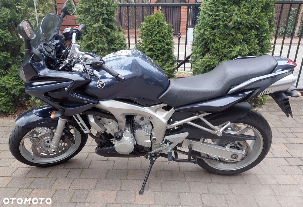 Yamaha FZ6 - 1
