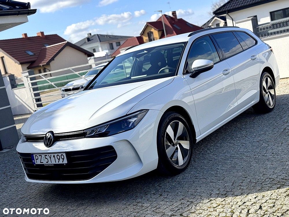 Volkswagen Passat - 2