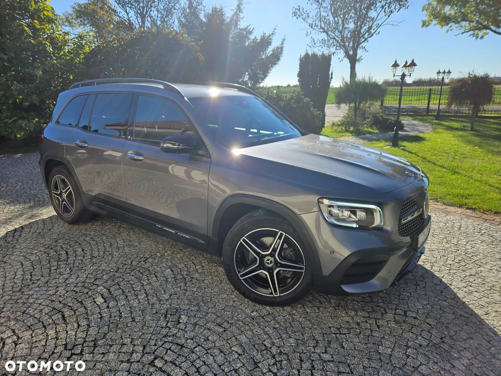 Mercedes-Benz GLB 200 d 4-Matic AMG Line 8G-DCT - 3