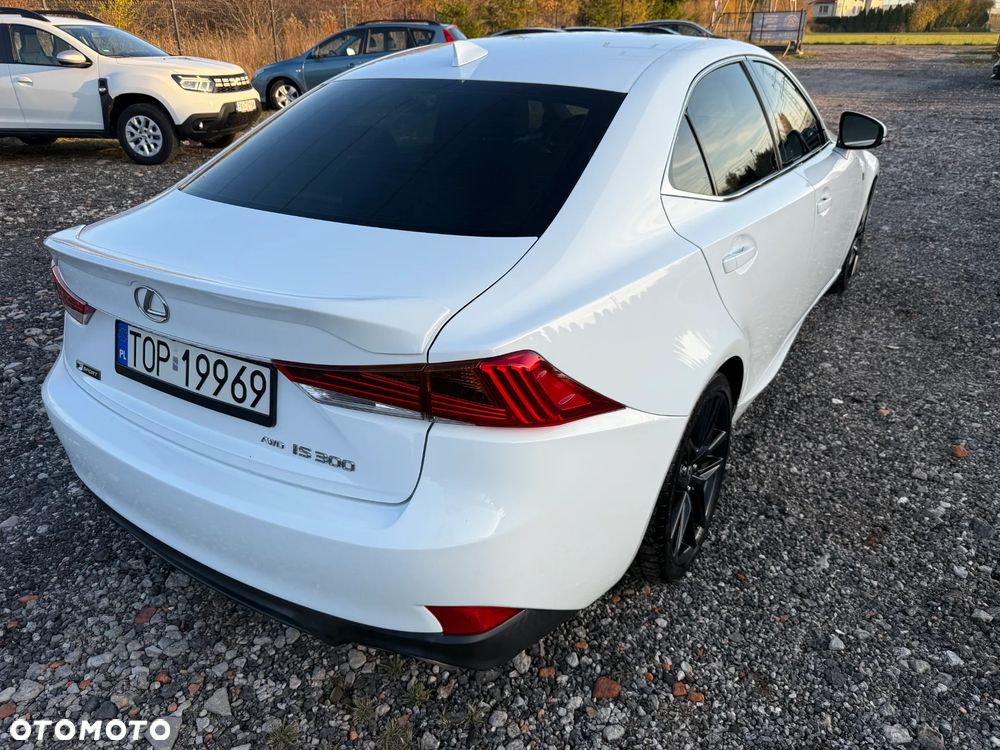 Lexus IS 200t / 300 F Sport - 7