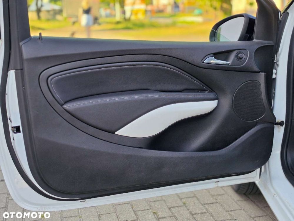 Opel Adam - 27