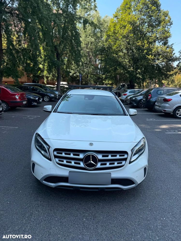 Mercedes-Benz GLA - 2