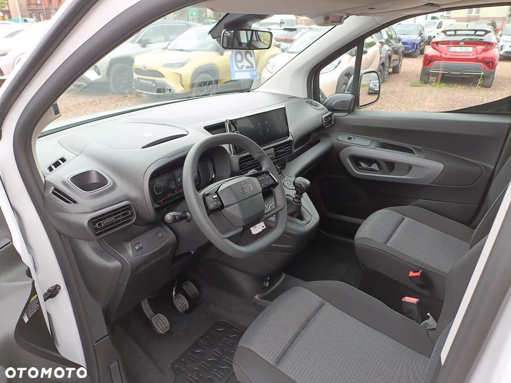 Toyota Proace City Verso 1.5 D-4D Business - 10