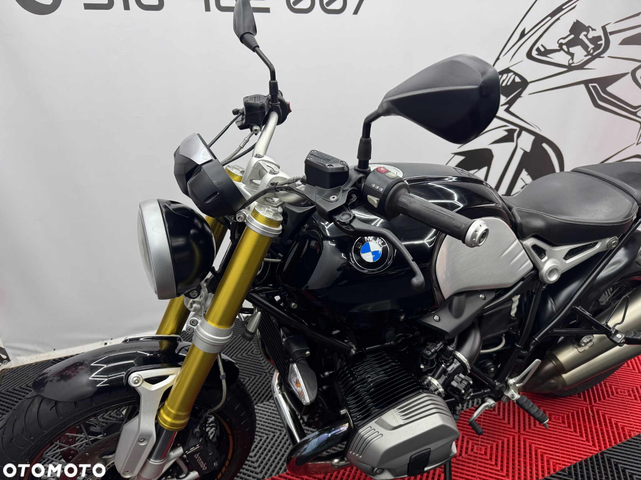 BMW R - 10