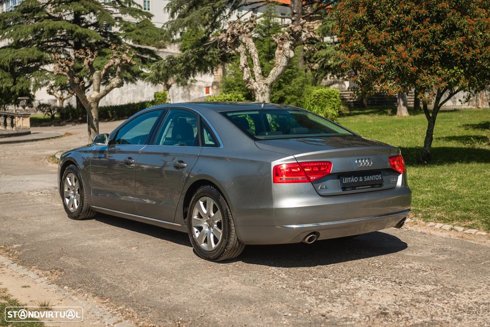 Audi A8 3.0 TDI DPF clean quattro tiptronic - 41