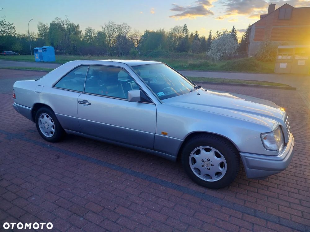 Mercedes-Benz Klasa E - 4