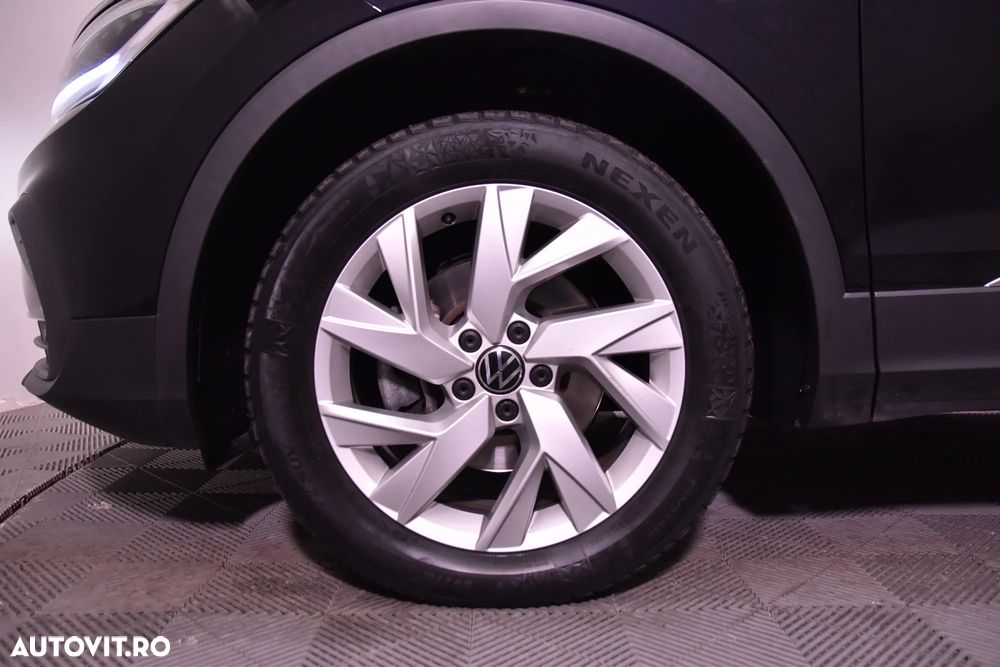Volkswagen Tiguan - 14
