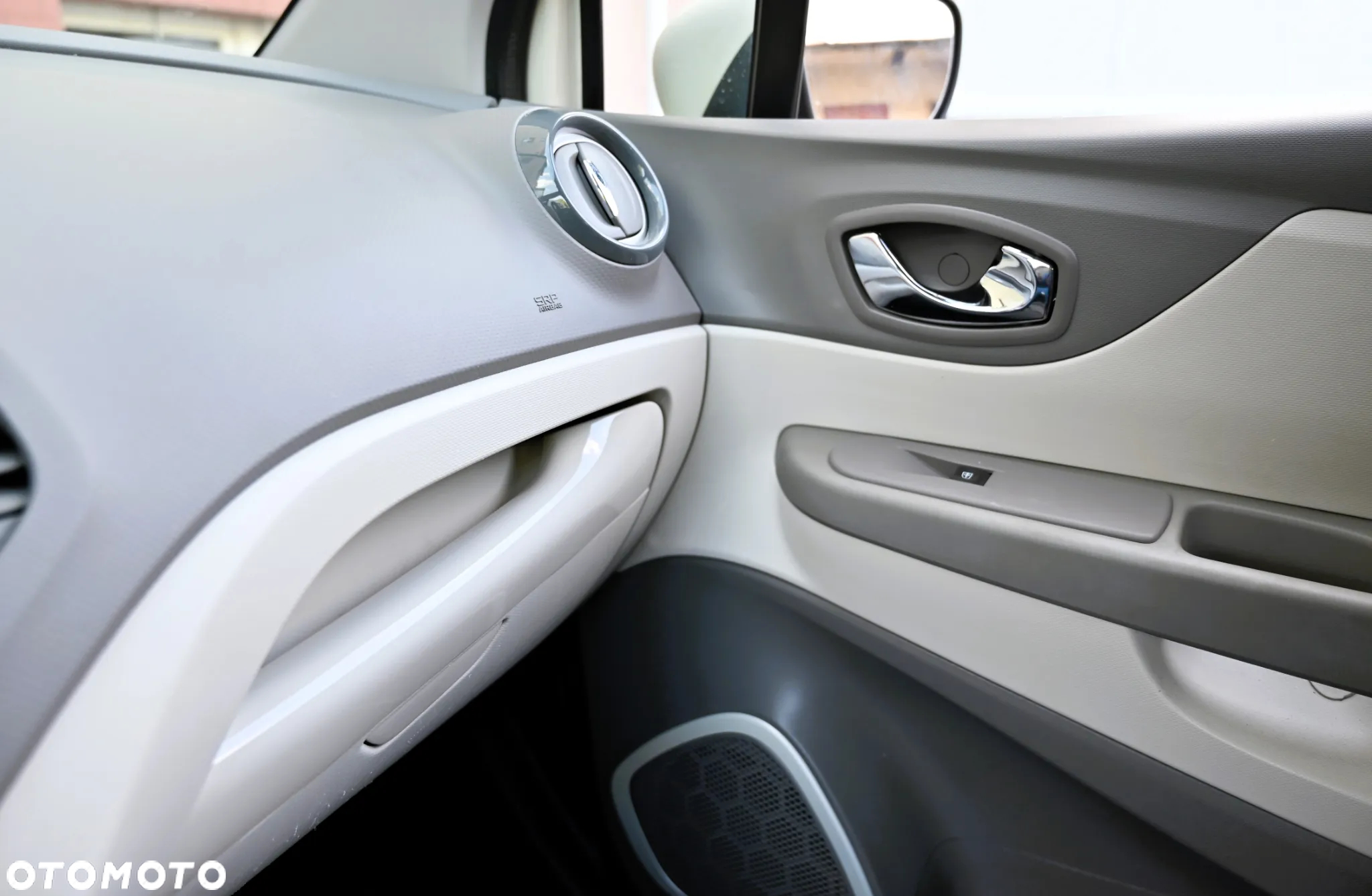 Renault Captur - 28