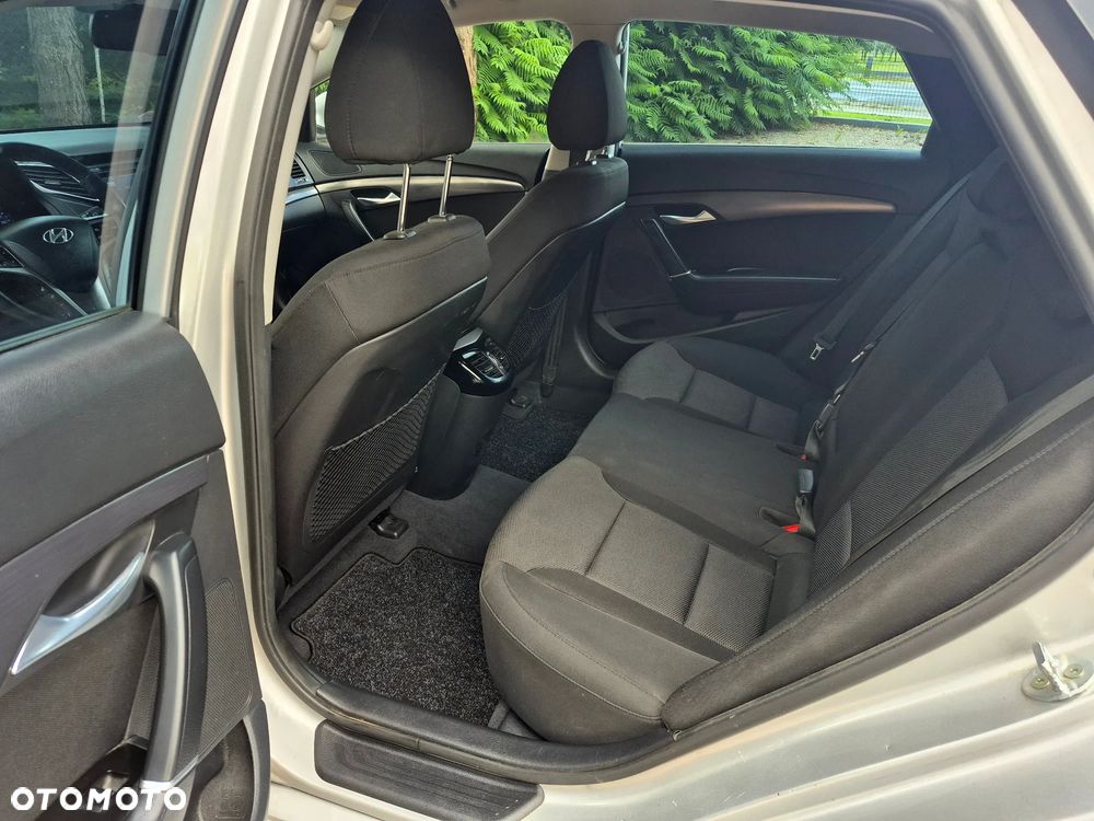 Hyundai i40 i40cw 1.6 Fifa World Cup Edition - 18