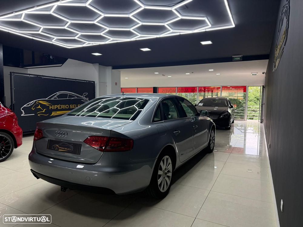 Audi A4 2.0 TDI exclusive Multitronic - 4