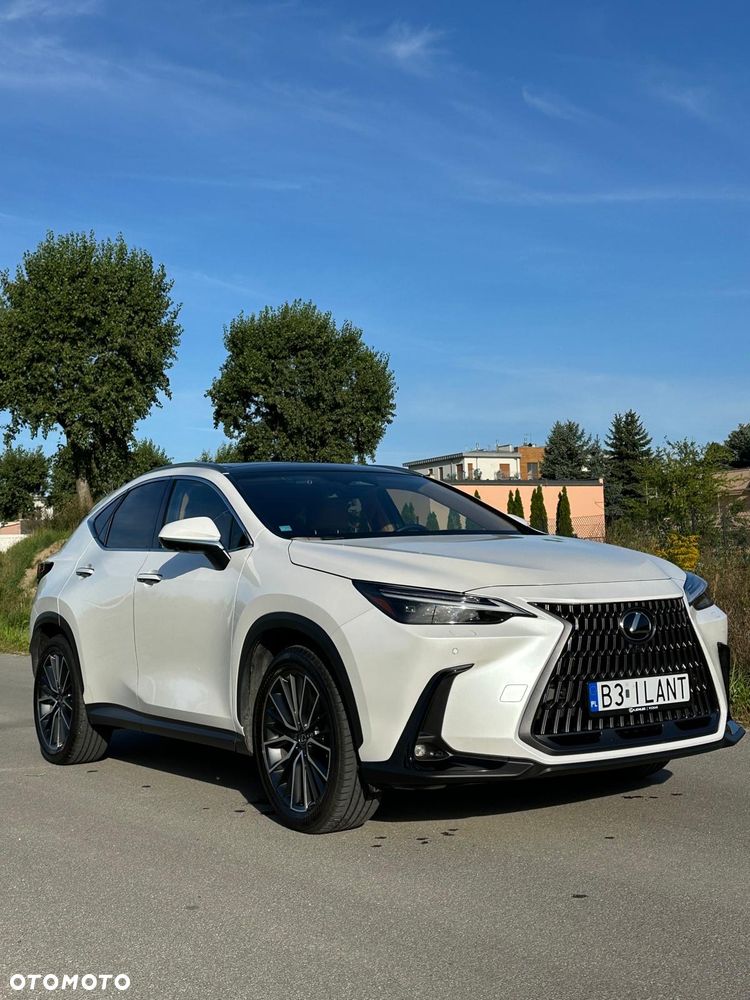 Lexus NX 350h Omotenashi AWD - 1