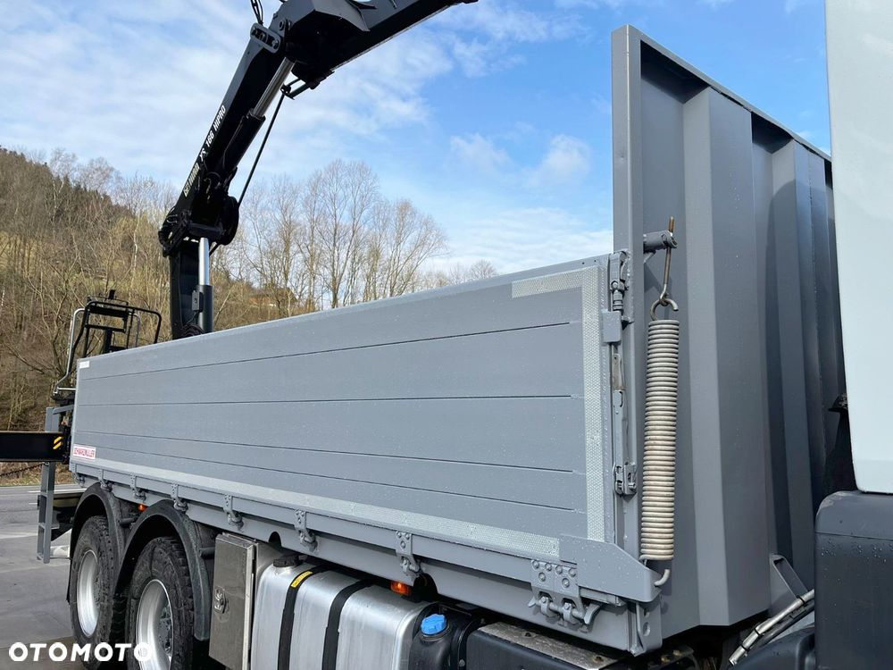 Renault Kerax 380 DXI EEV // 6x4 // HDS Hiab XS 166 Hipro + Radio // UDT // Blokady mostów // Idealny // Zabudowa 5,16m // - 9