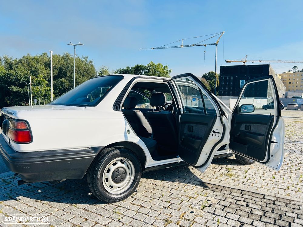 Toyota Corolla Sedan 1.3 XL 12V - 9