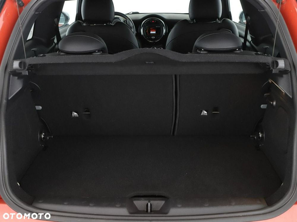 MINI Cooper Standard - 21