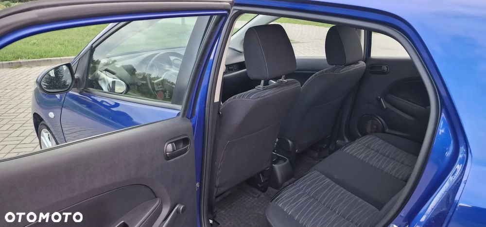 Mazda 2 - 21