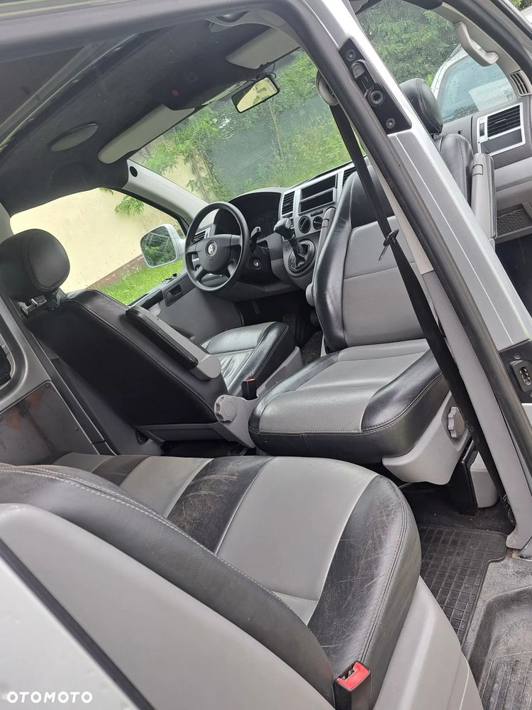 Volkswagen Transporter - 25