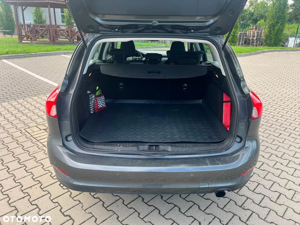 Ford Focus 1.5 EcoBlue Trend - 6
