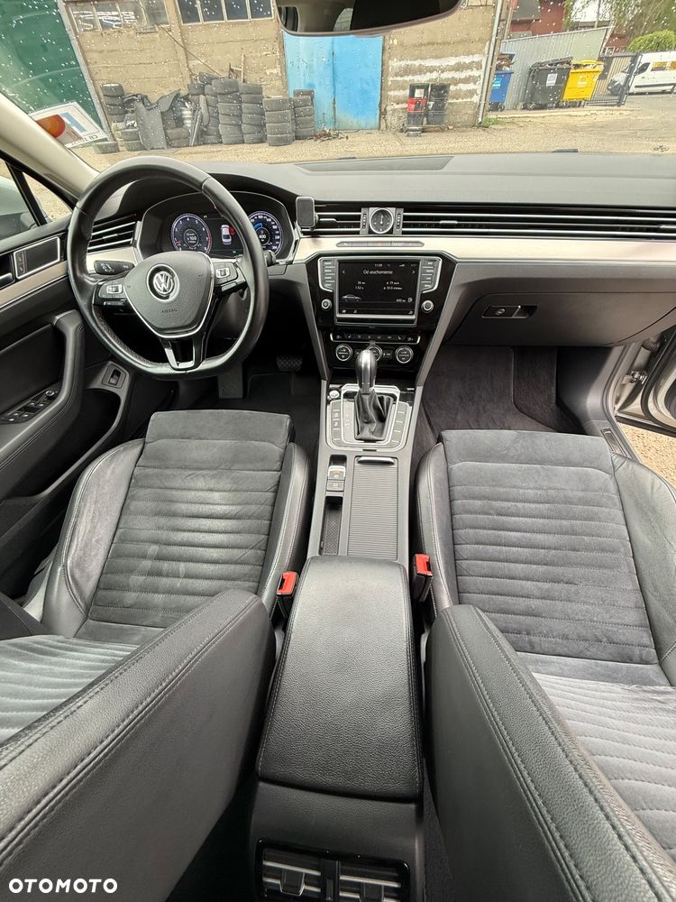 Volkswagen Passat 1.8 TSI BMT Comfortline DSG - 19
