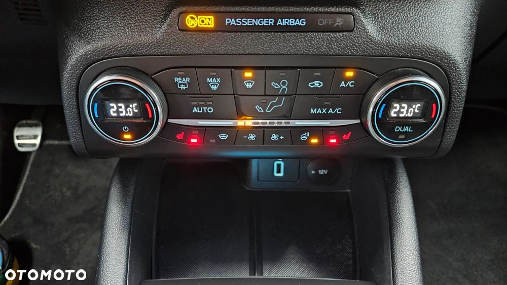 Ford Focus 2.0 EcoBlue S&S ST mit Styling-Paket - 29