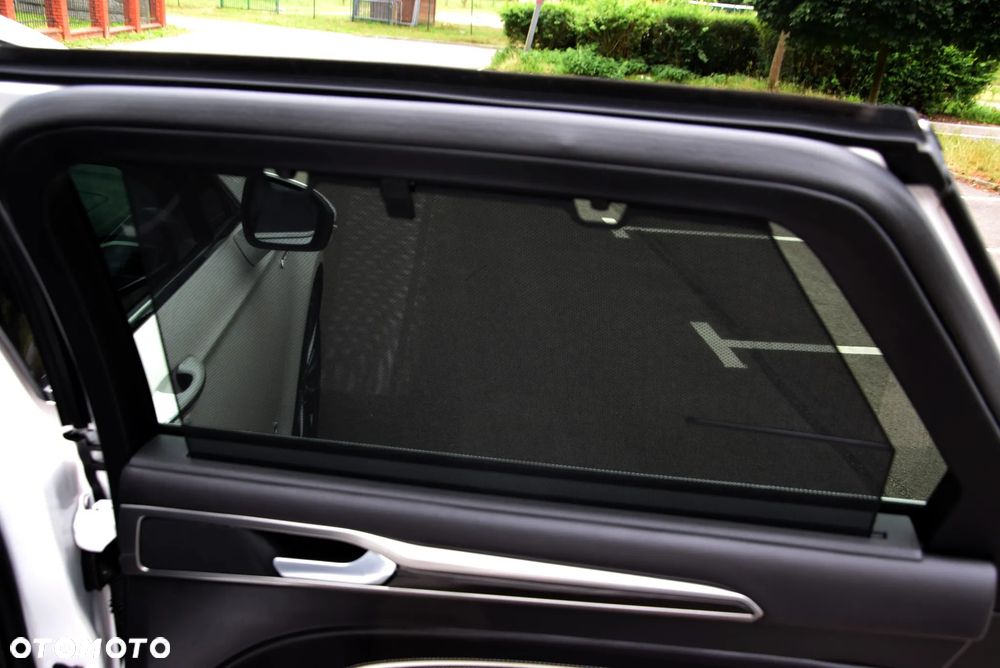 Ford Mondeo 2.0 Hybrid Vignale Plus - 20