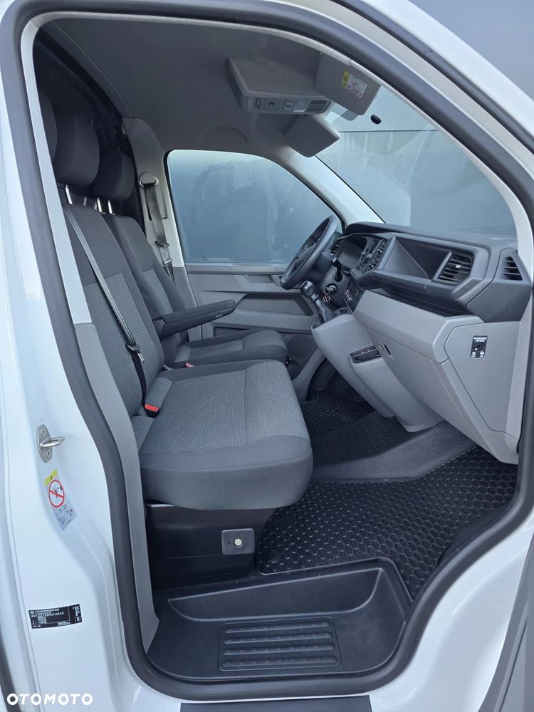Volkswagen TRANSPORTER T6.1 - 14