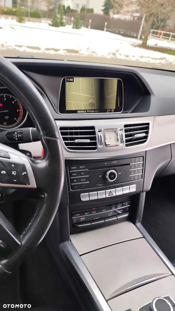 Mercedes-Benz Klasa E 200 CDI 7G-TRONIC Elegance - 11