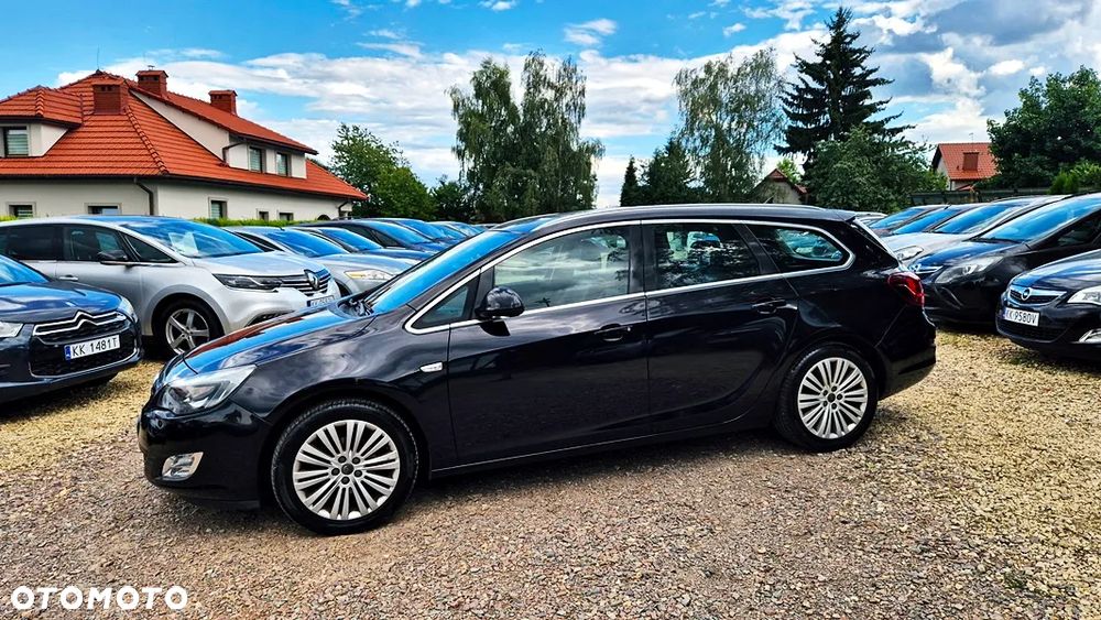 Opel Astra 1.4 T Cosmo - 25