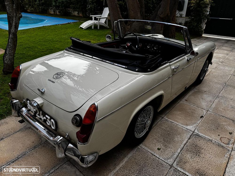 MG Midget - 4