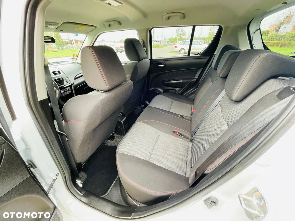 Suzuki Swift - 12