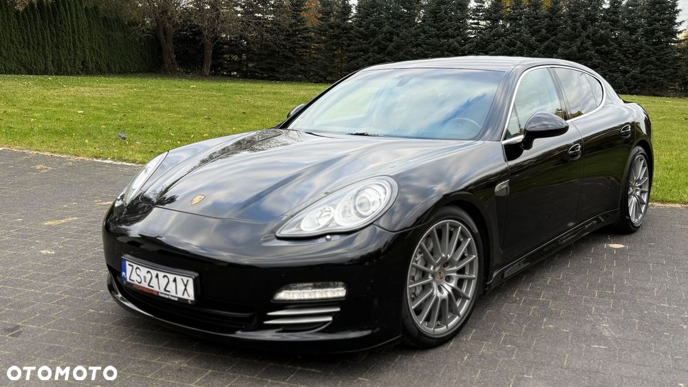 Porsche Panamera 4S - 19