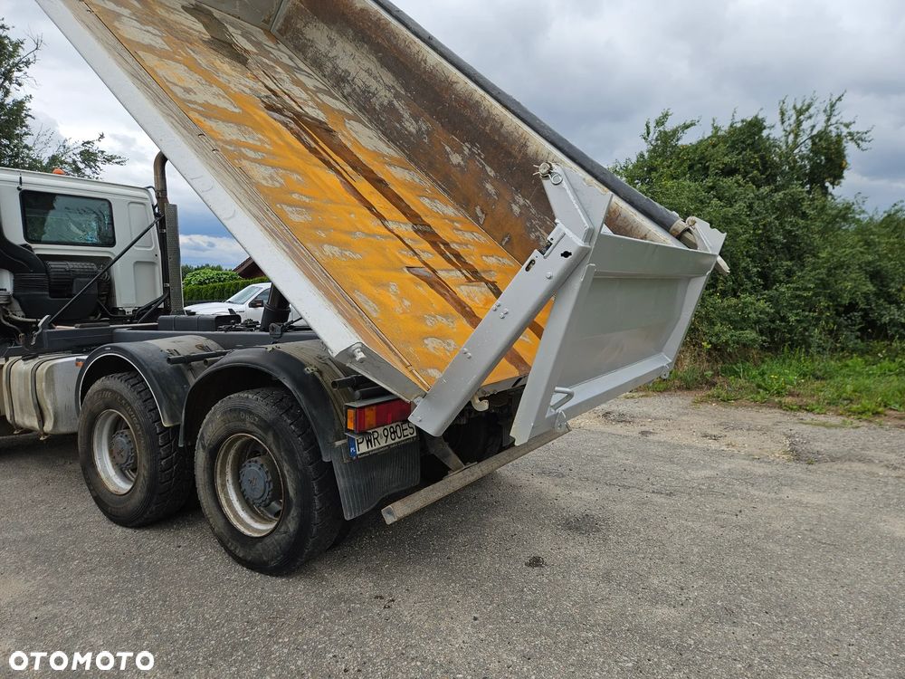 DAF CF - 11