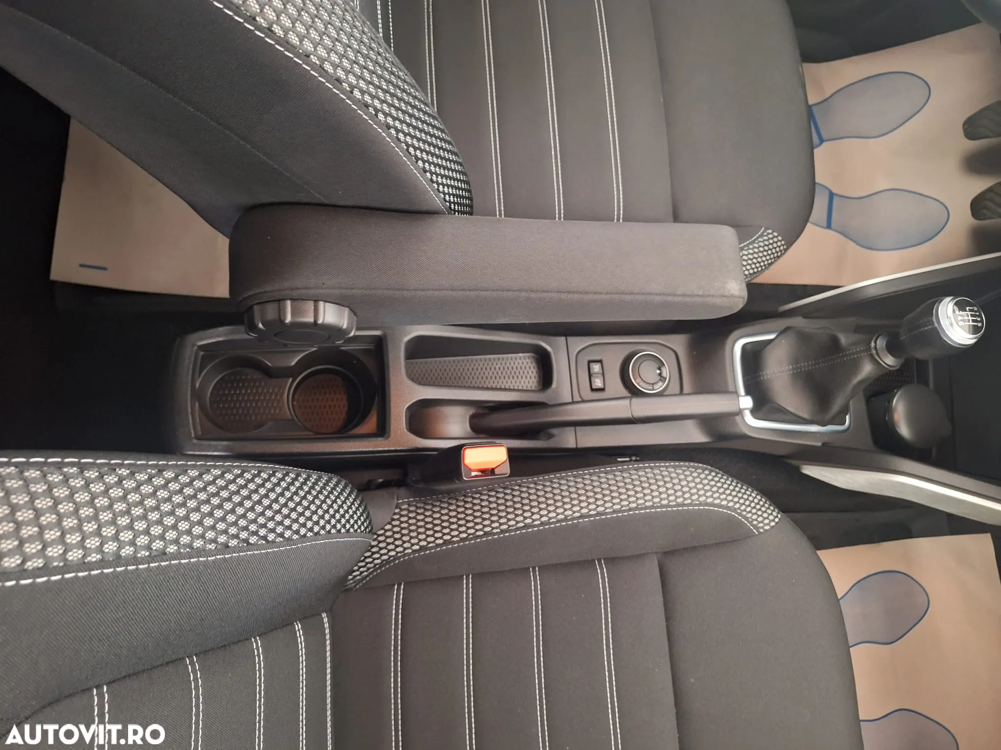 Dacia Duster 1.5 Blue dCi 4WD Prestige jante 17" - 15