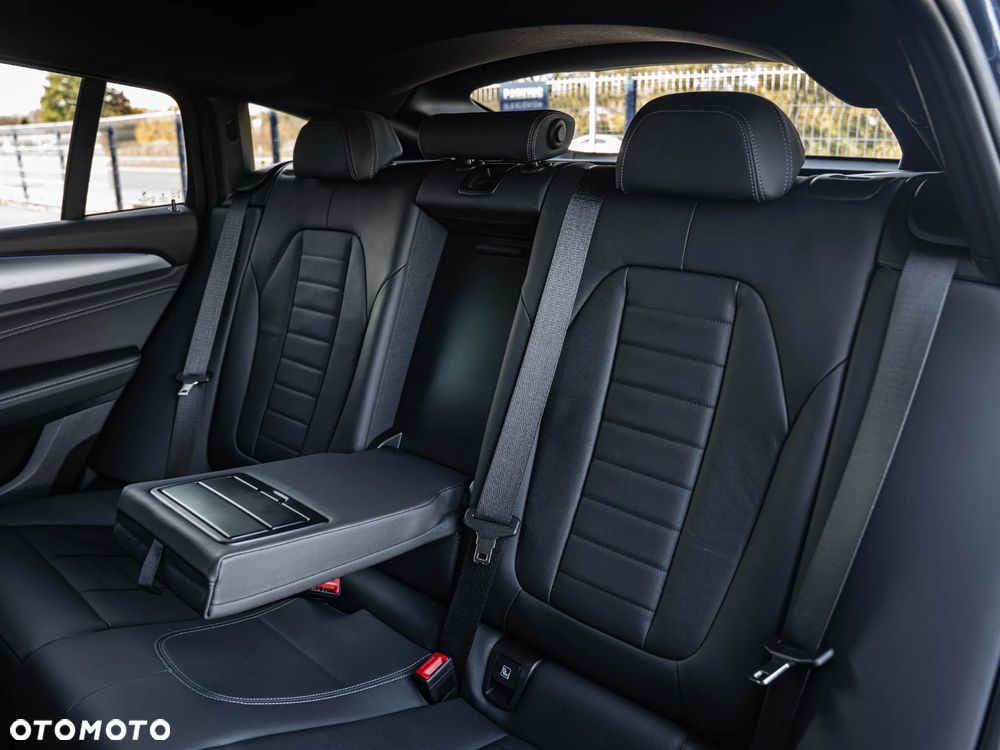 BMW X4 xDrive20i xLine sport - 27