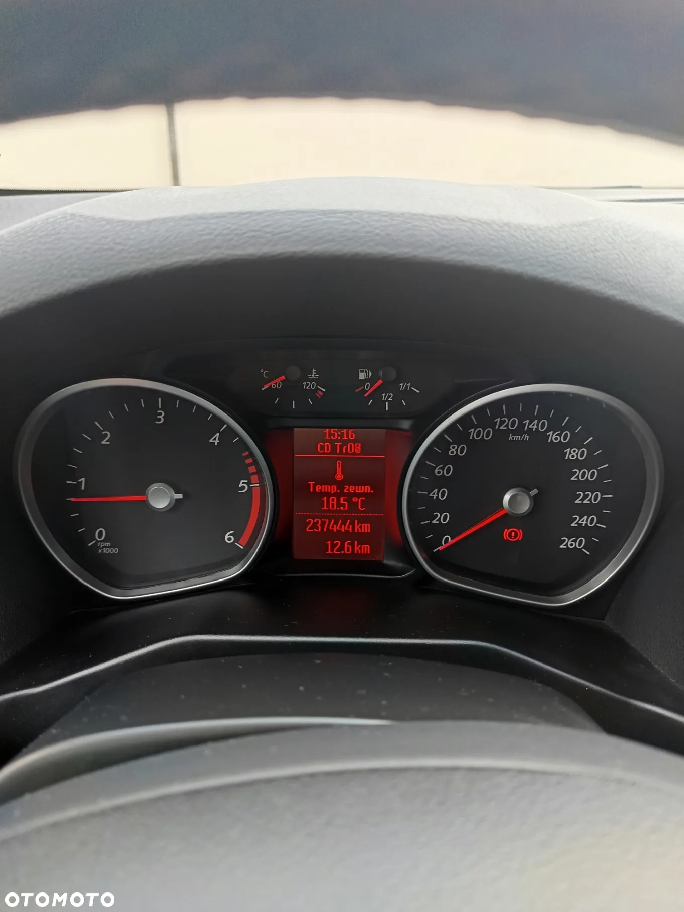 Ford Mondeo - 27