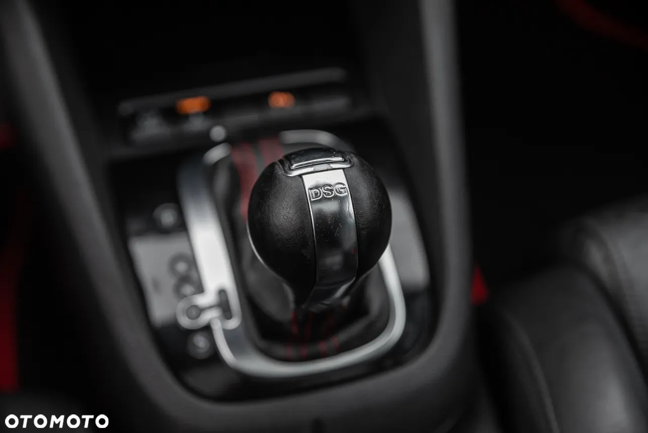 Volkswagen Golf VI 2.0 TSI GTI 35 DSG - 25