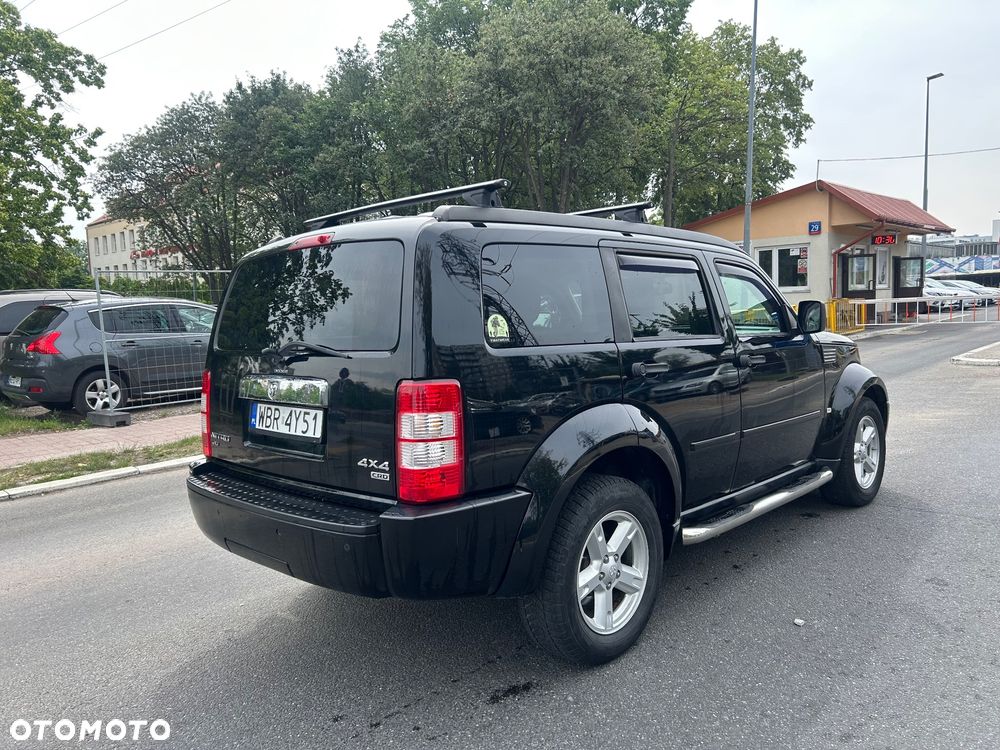 Dodge Nitro 2.8 CRD SE - 12