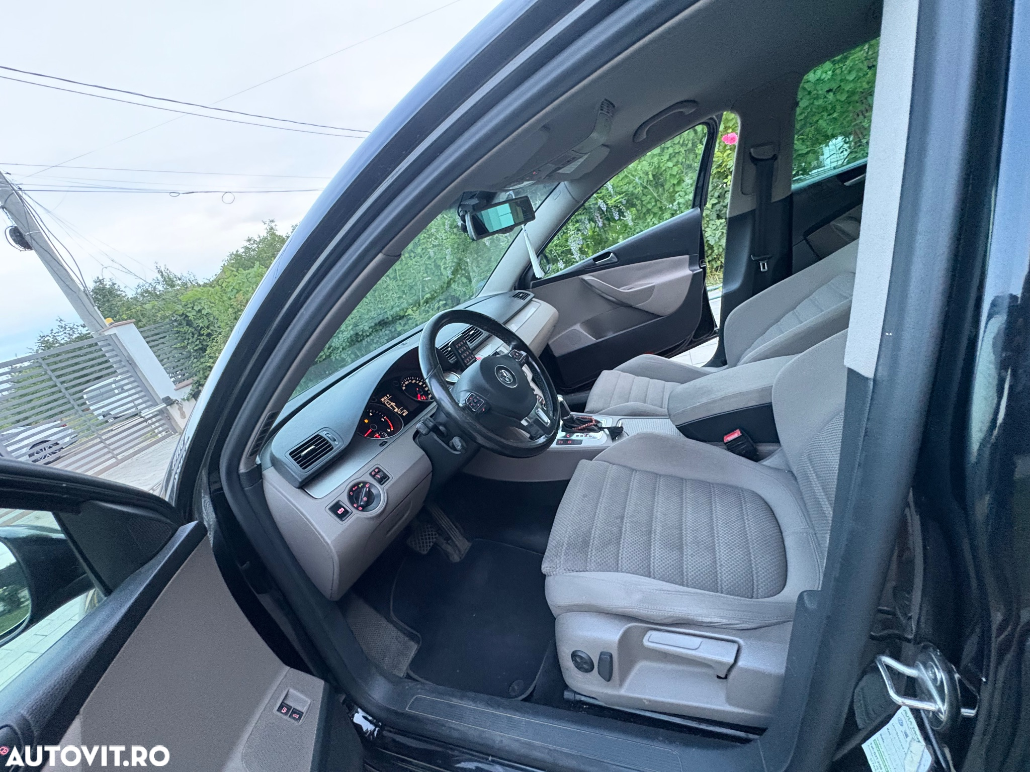 Volkswagen Passat Variant 2.0 TDI Sportline Aut - 4