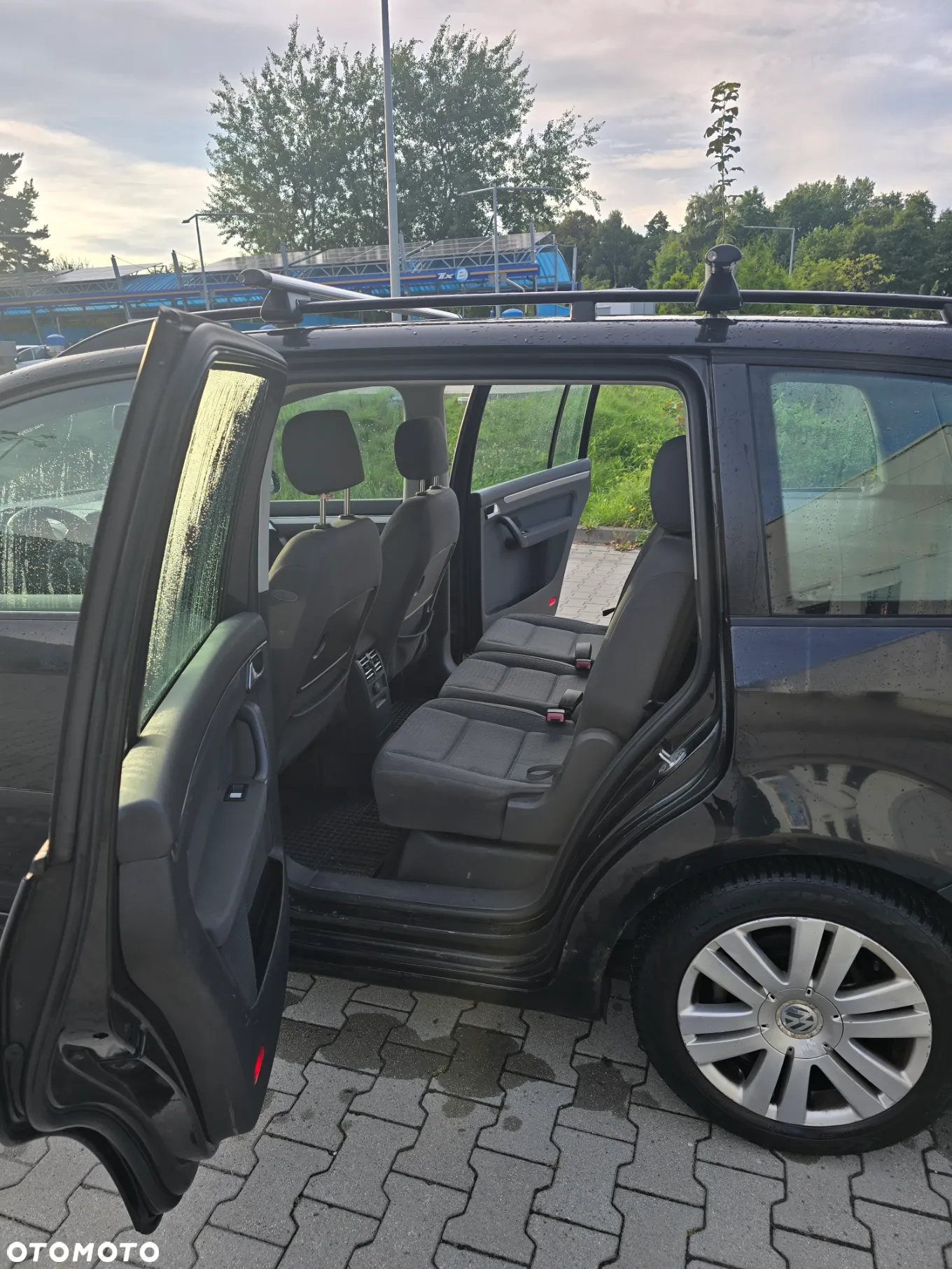 Volkswagen Touran - 5