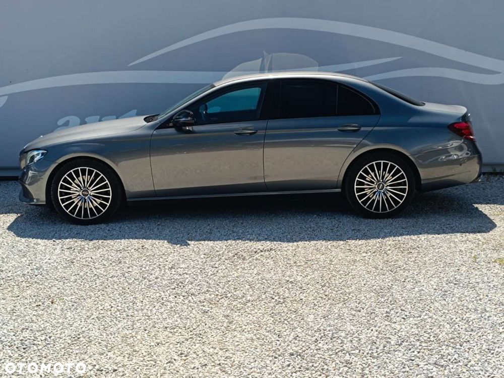 Mercedes-Benz Klasa E - 16