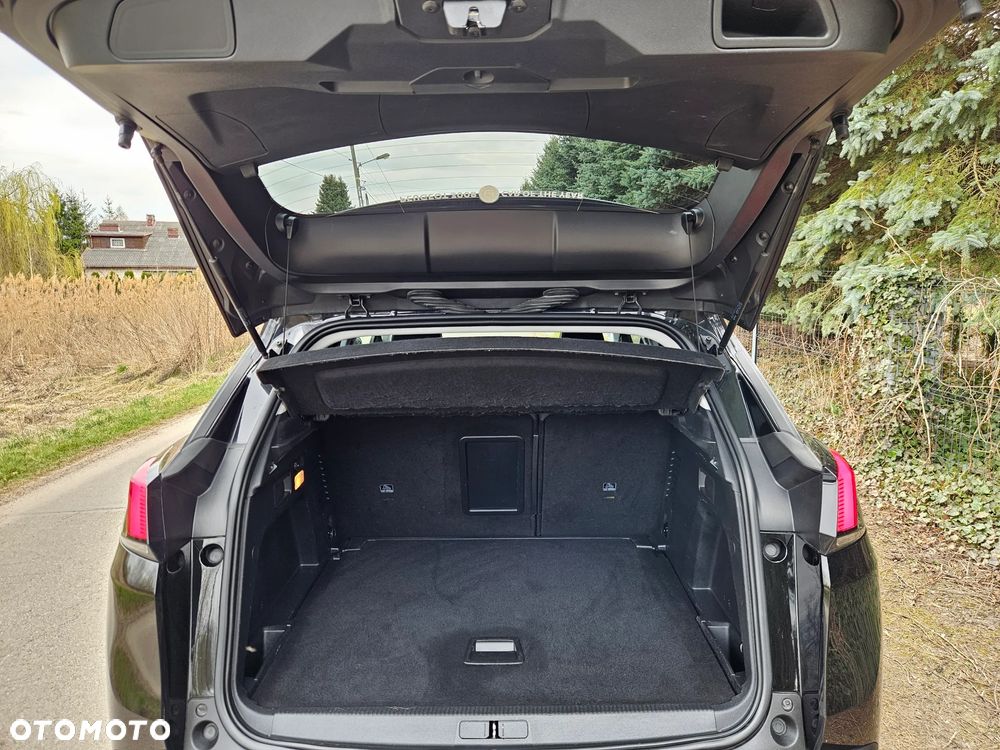 Peugeot 3008 PureTech 130 Stop & Start GPF Allure - 37