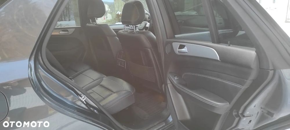 Mercedes-Benz ML 350 BlueTEC 4MATIC 7G-TRONIC - 26